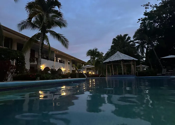 Laguna Eco Village #205 Pool/ Tennis Courts/ Bbq