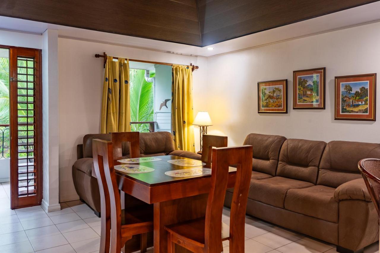 Laguna Eco Village #205 Pool/ Tennis Courts/ Bbq * Quepos